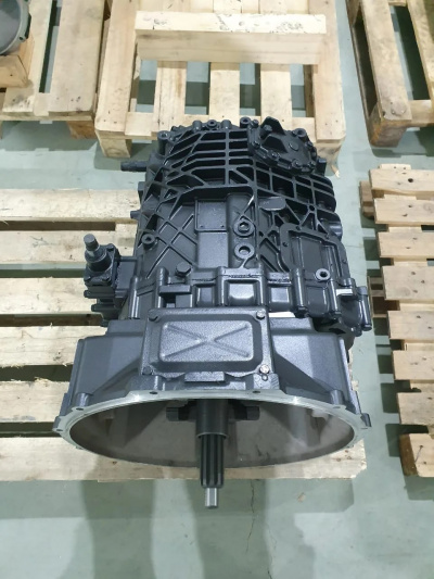 Коробка передач КПП ZF 1350003037 6S1200 BO ZF